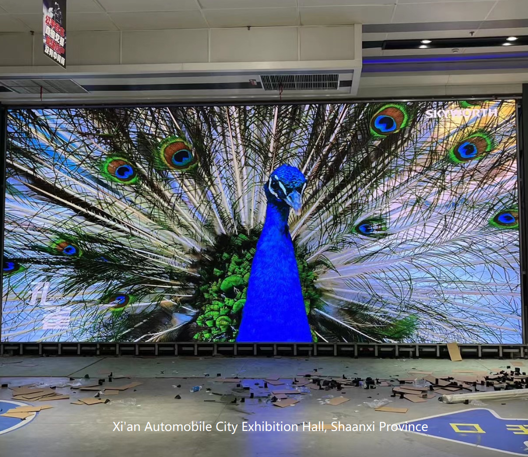 Standards of interfaces influence connections made between led display modules to screens.  