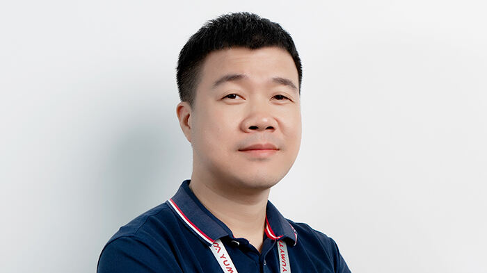 Guoyong Xu