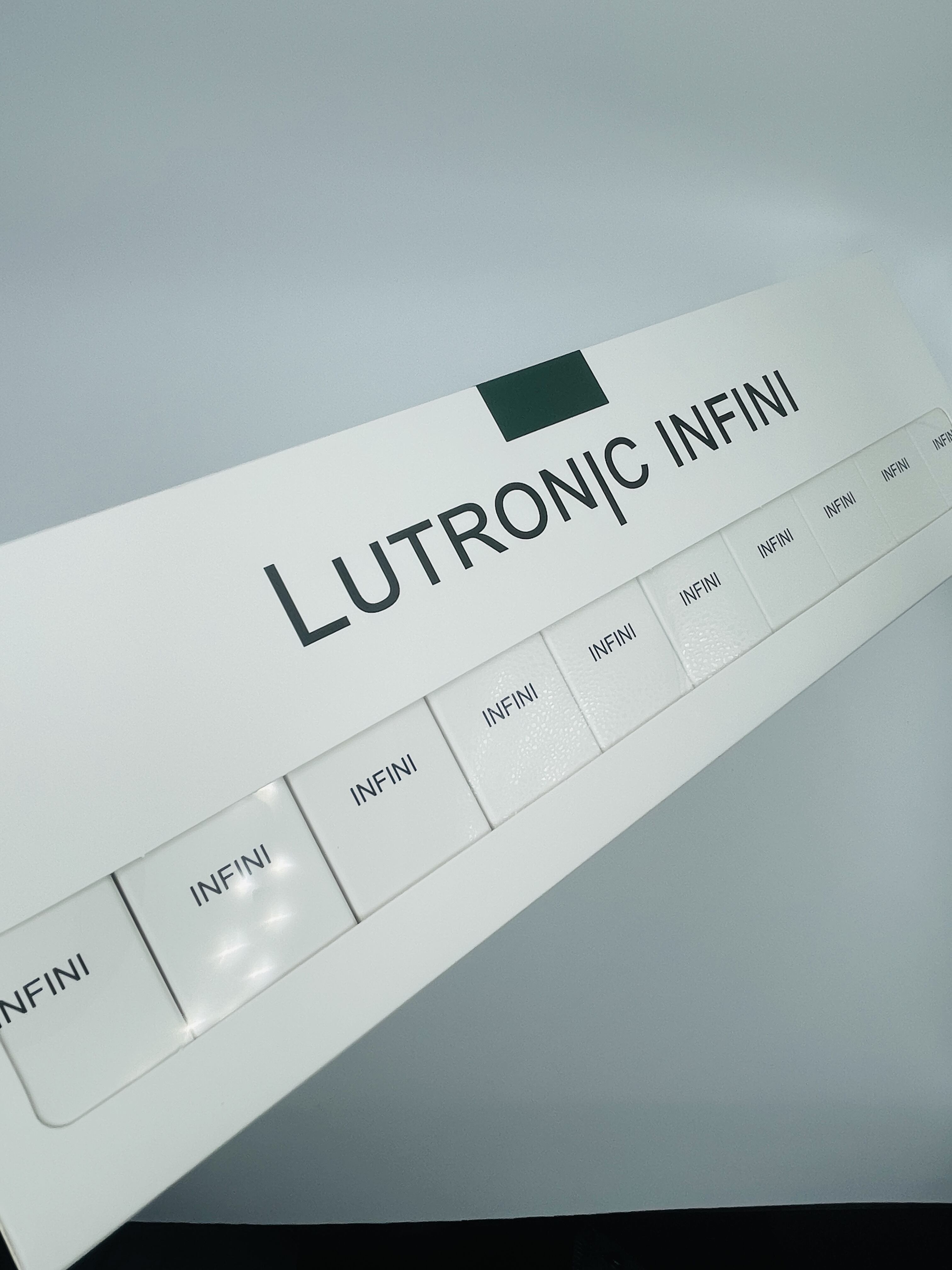 Ujung Lutronic Infini 49 untuk mikroneedling RF, kartu terisolasi 49 pin Lutronic Infini