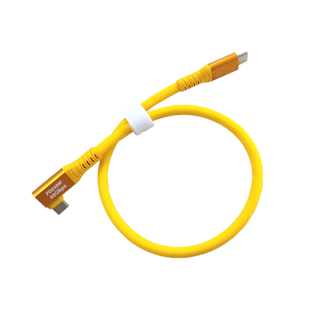 プロフェッショナル ユニバーサル USB4 高速伝送ケーブル