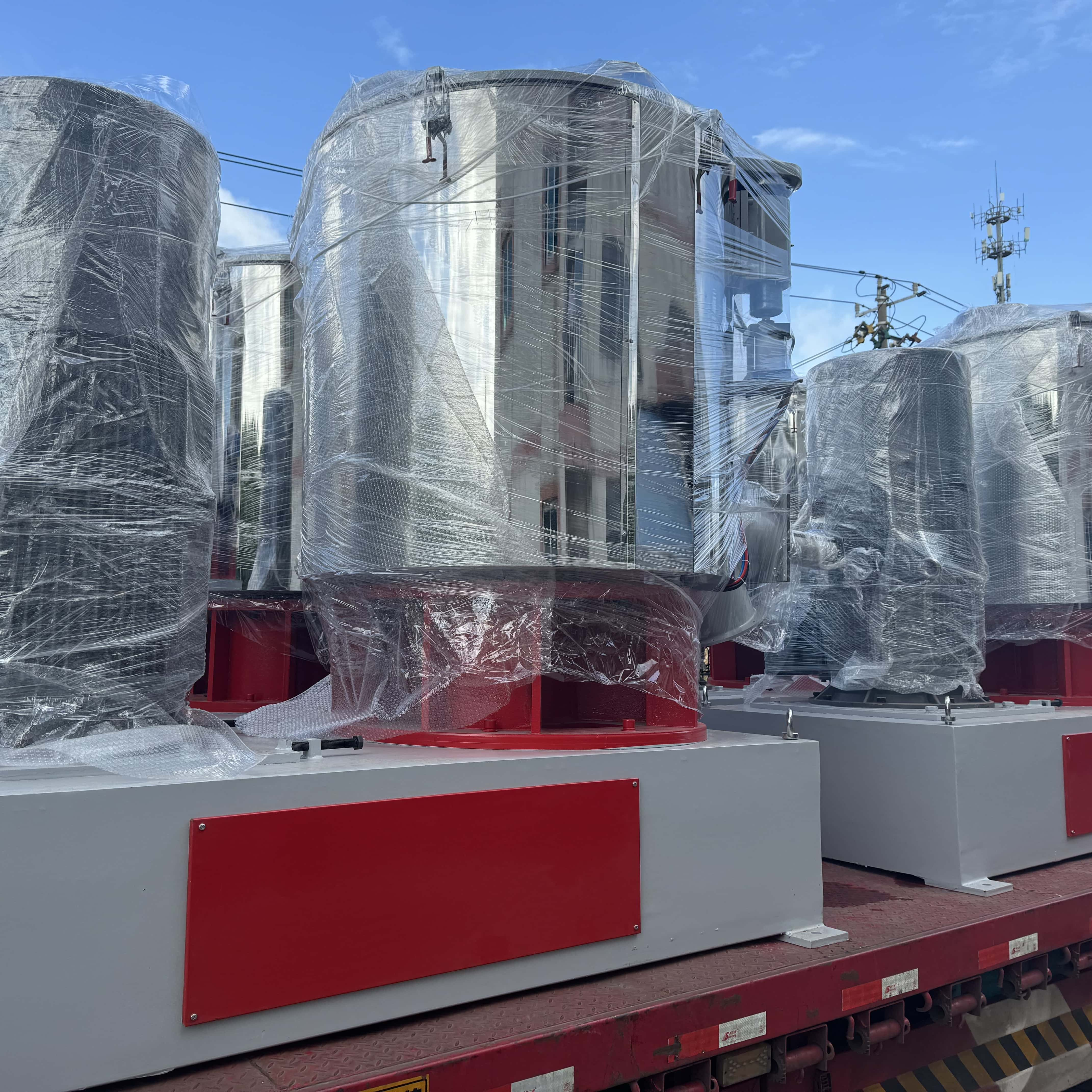 SHRL Series Lithium-Battery Specialized Mixer Successfully Shipped, Boosting Pre-Treatment of Lithium Battery Powder Materials