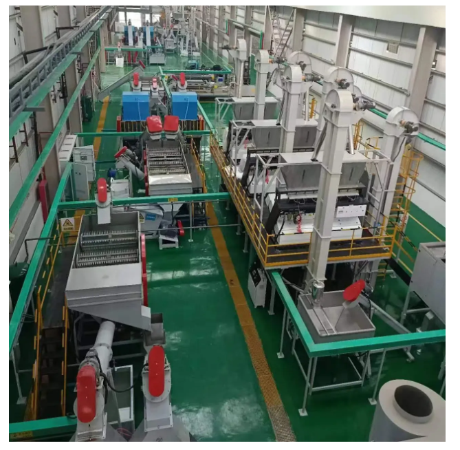 Three different plastic recycling washing lines were developed by Baixiong Klimens