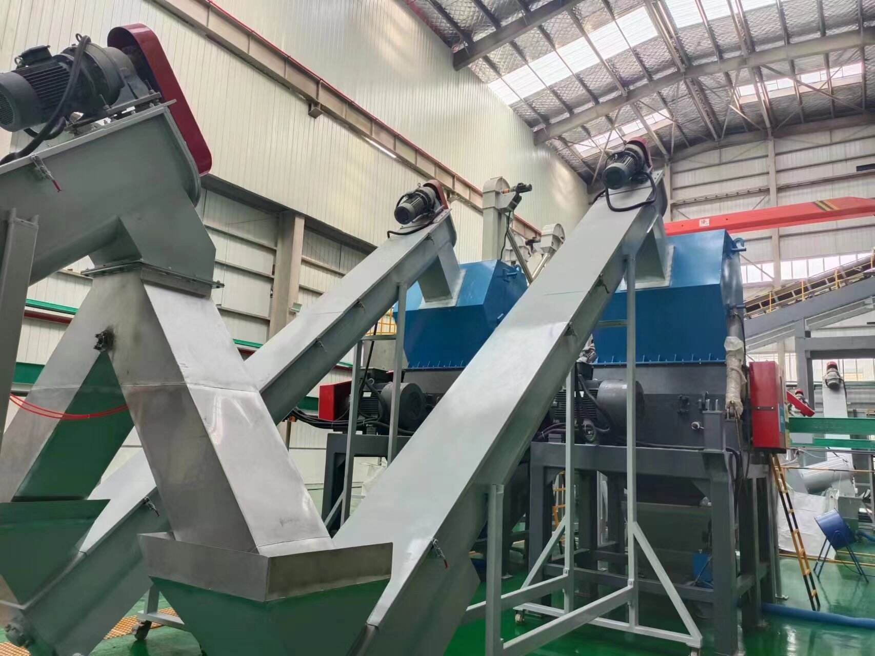 Crushing Washing Sorting Line for Waste Lead-Acid Batteries supplier