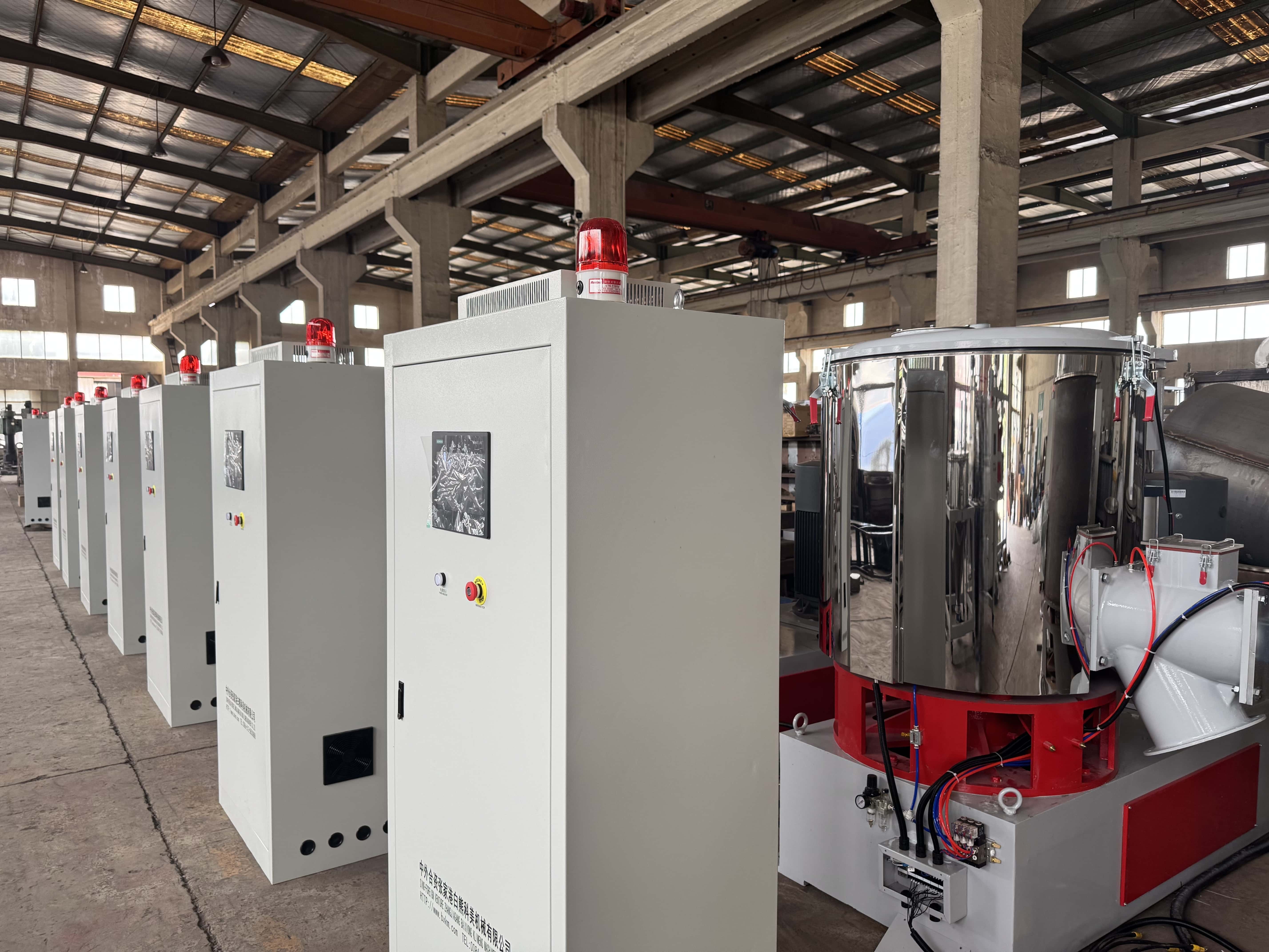 What Are the Application Scenarios of a High-Speed Mixer in Plastic Processing?