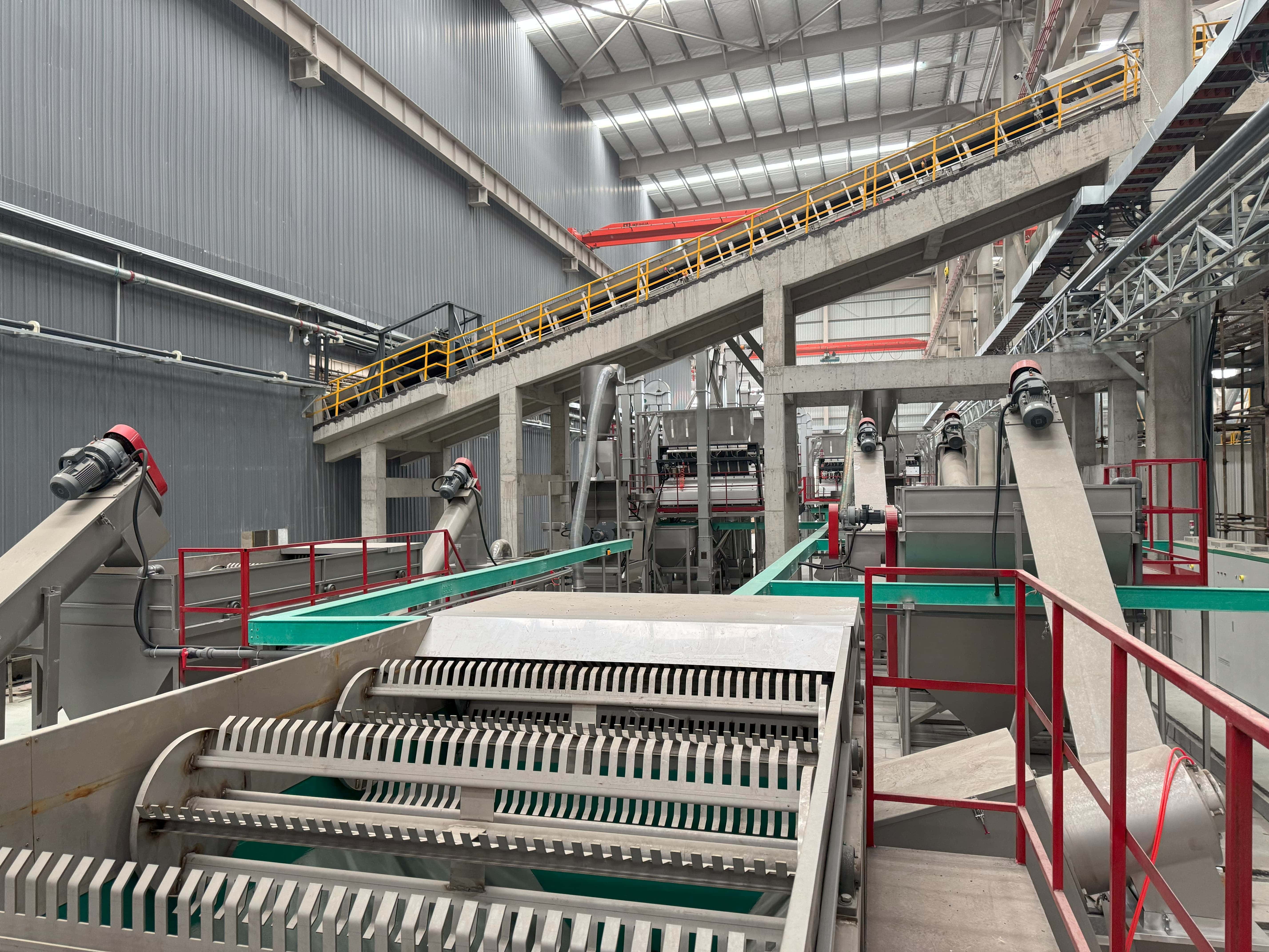 How Can a Customized Plastic Sheet Production Line Improve Your