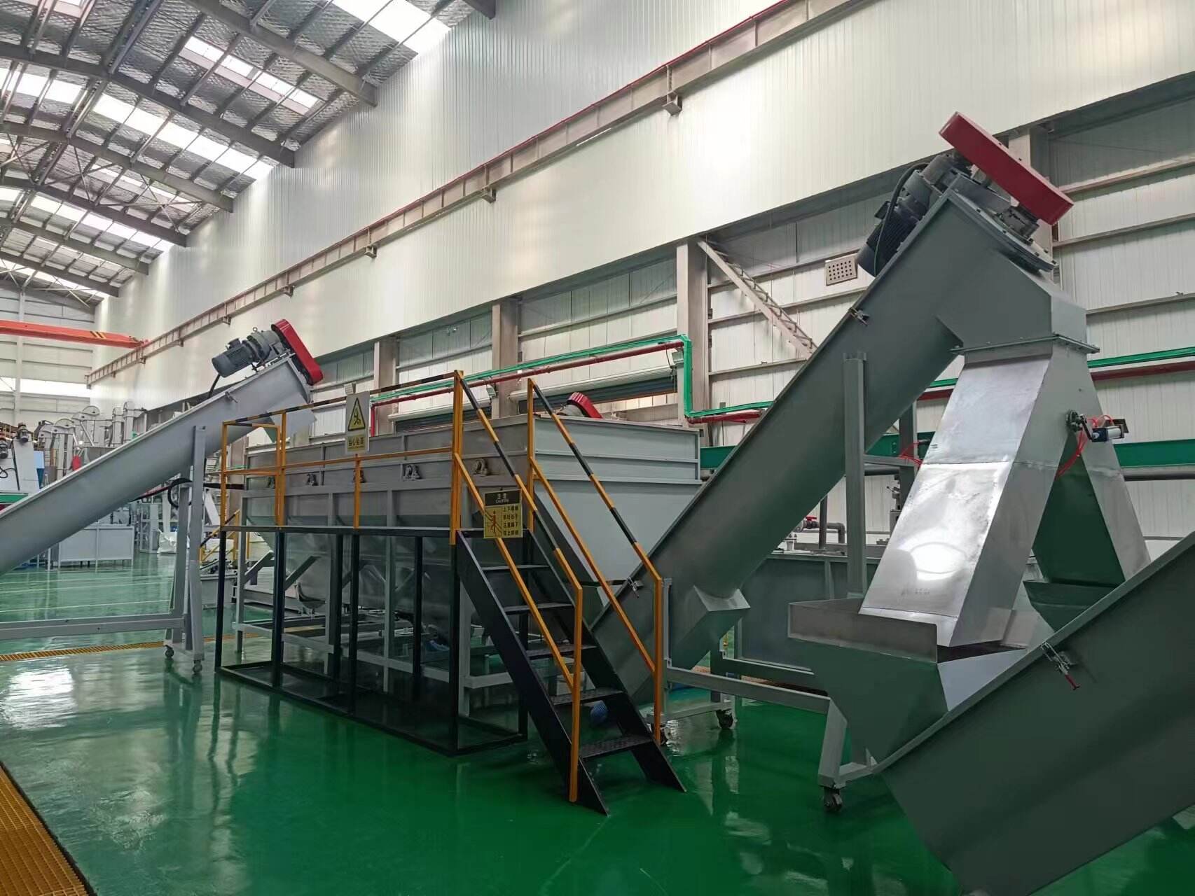 Crushing Washing Sorting Line for Waste Lead-Acid Batteries supplier