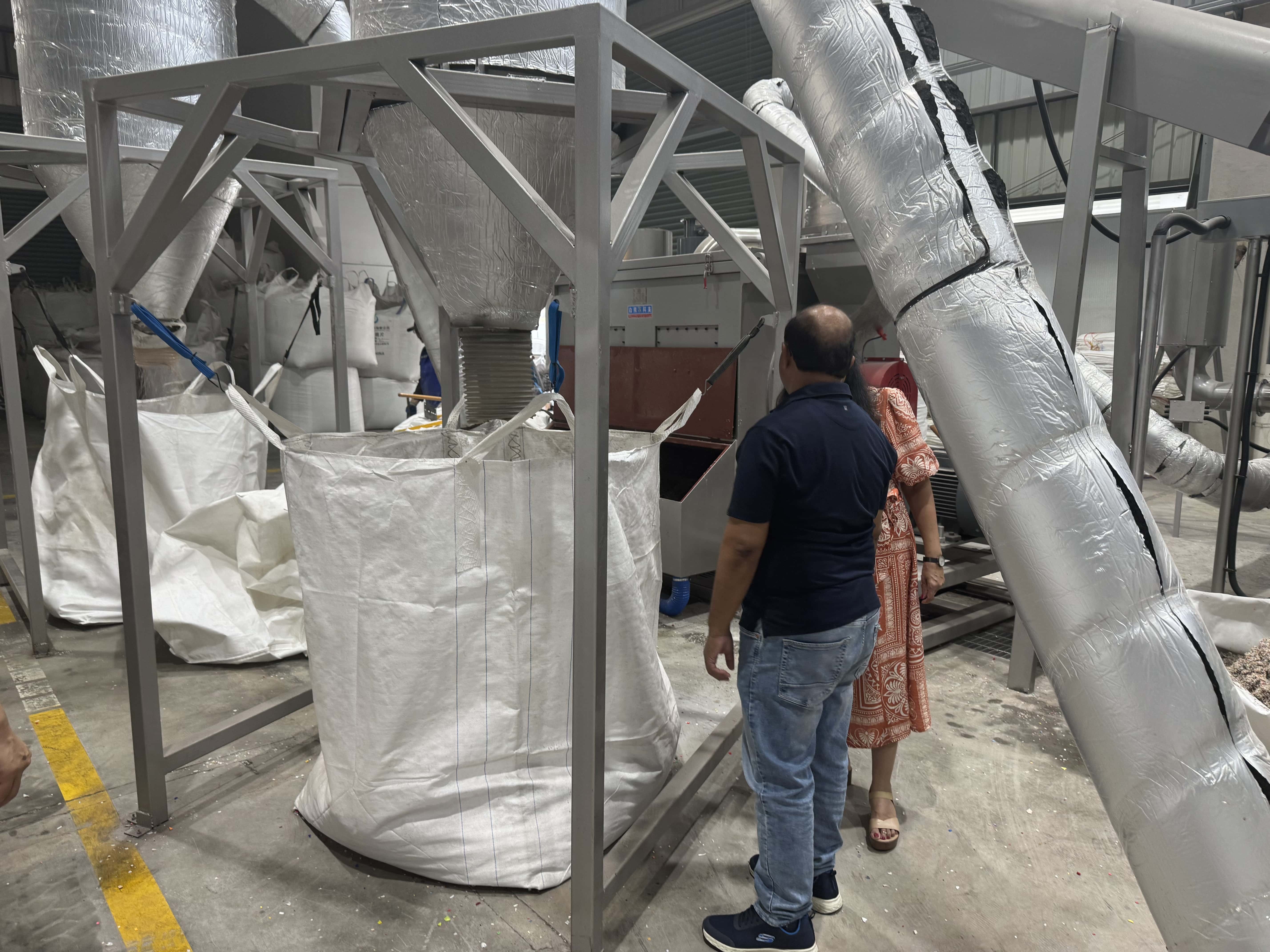 Indian Clients Visit Our Company, Highly Praise Our Recycling Equipment Technology (2).jpg