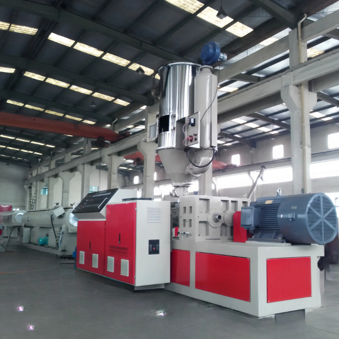 How does Control of Extruder Temperature Improve the Precision of Plastic Pipe Extrusion?