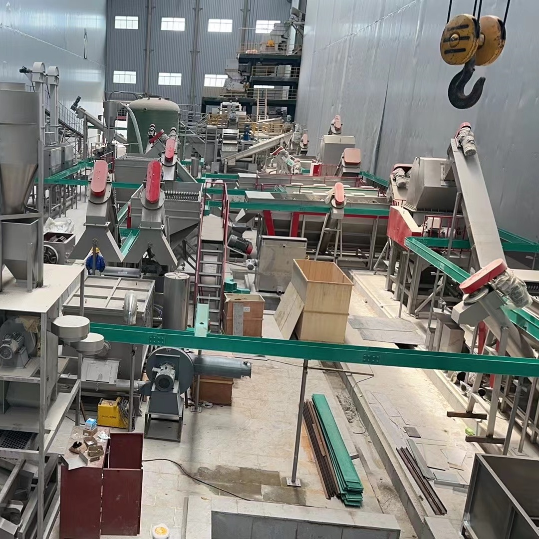 Crushing Washing Sorting Line for Plastics