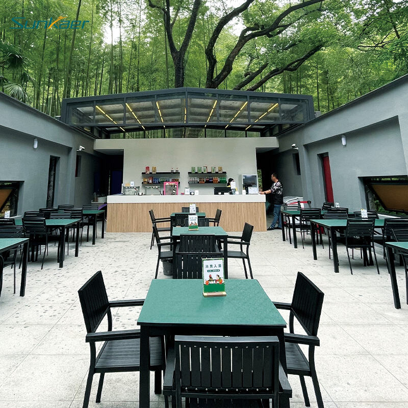 Fallstudie: Wie ein verschiebbares Dach die Umsätze aus dem Außengastronomie-Bereich eines Restaurants veränderte