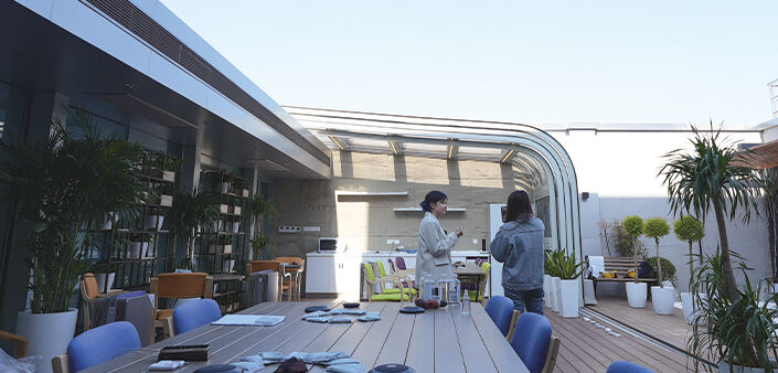 SK-S01 L-curved Retractable Sunroom