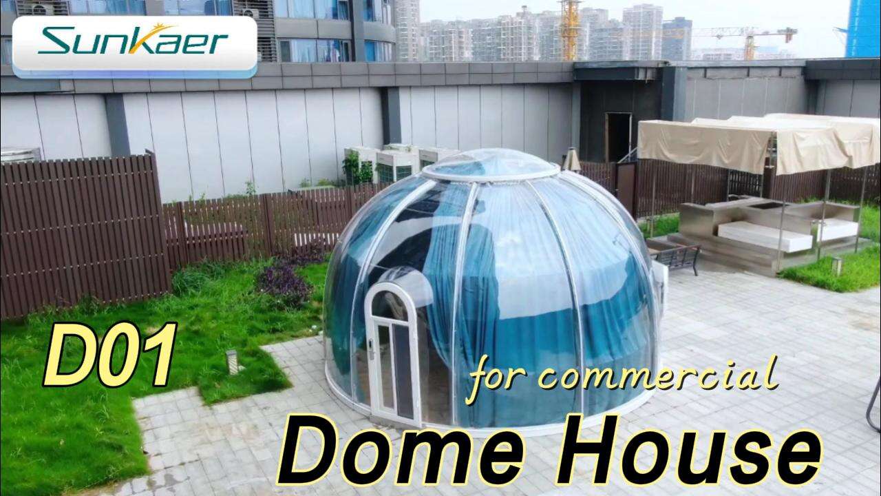 Круглогодичный прием пищи на открытом воздухе: поликарбонатные купола Sunkaer для ресторанов