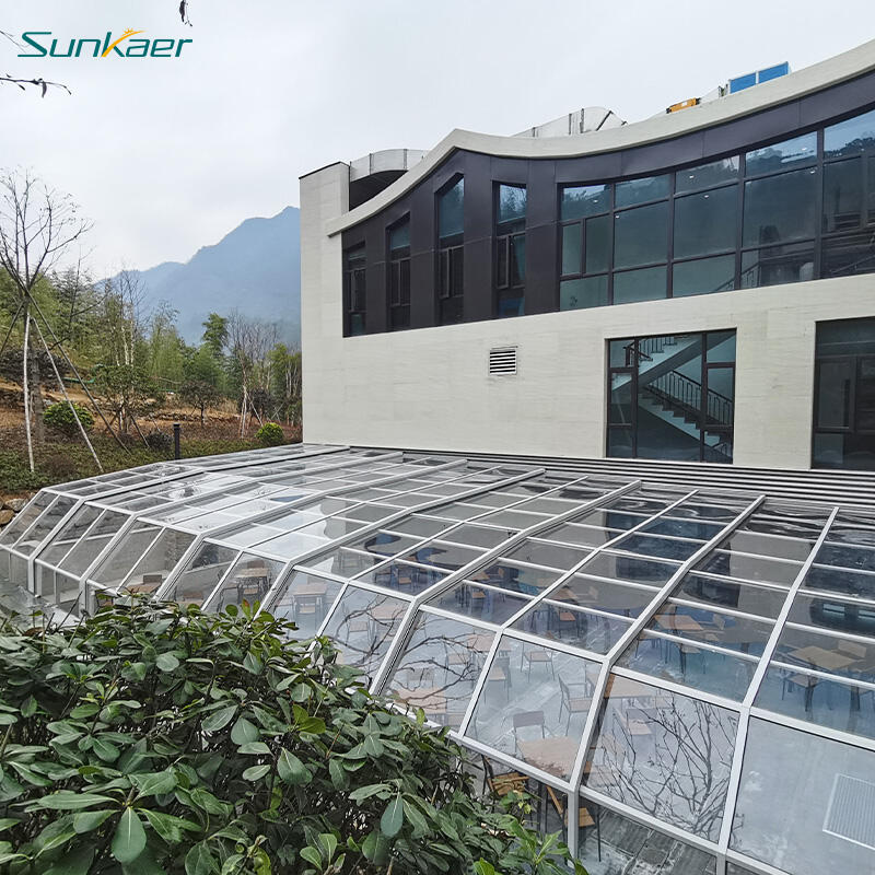 Versatile Year-Round Living Space