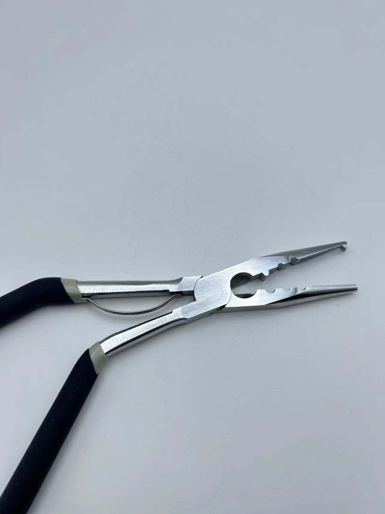 Tool Bag Pliers Set: Organized & Functional for Professionals