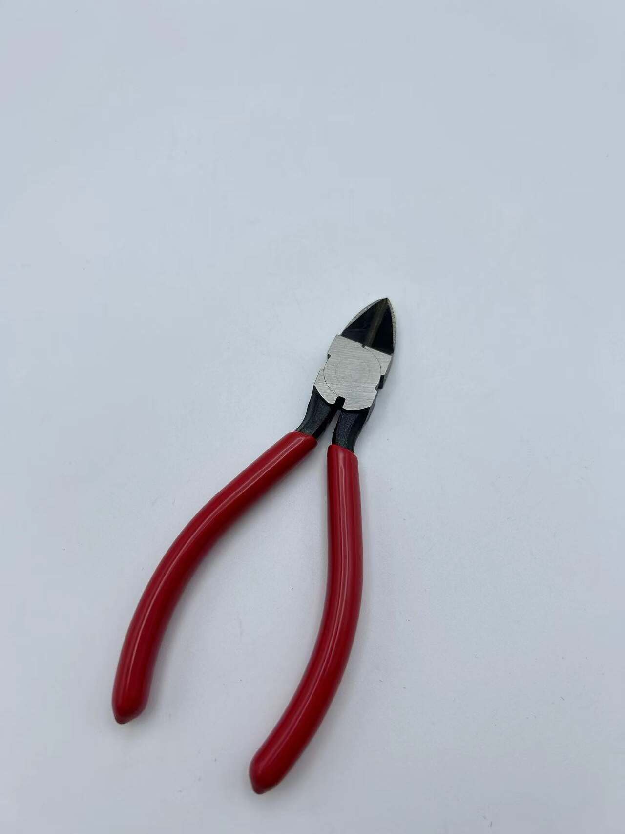 OEM Crimping Tool: Custom Manufacturing for Your Brand