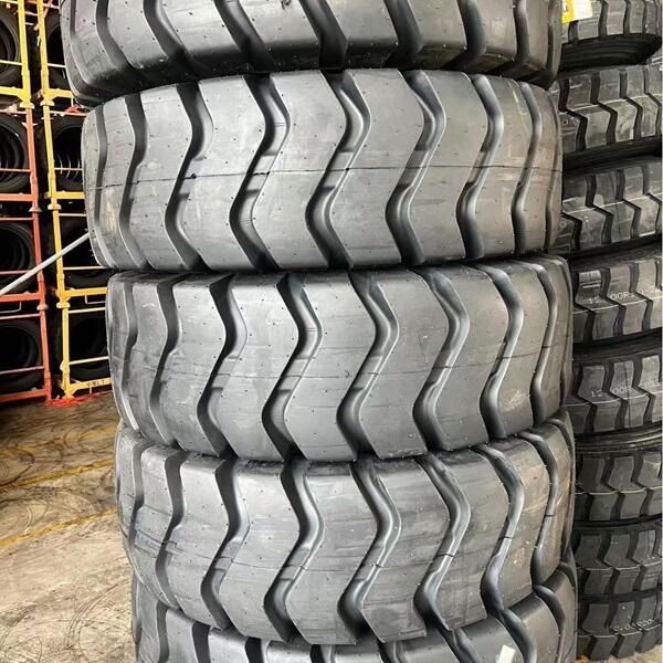 Tyre (British English): The Same as Tire