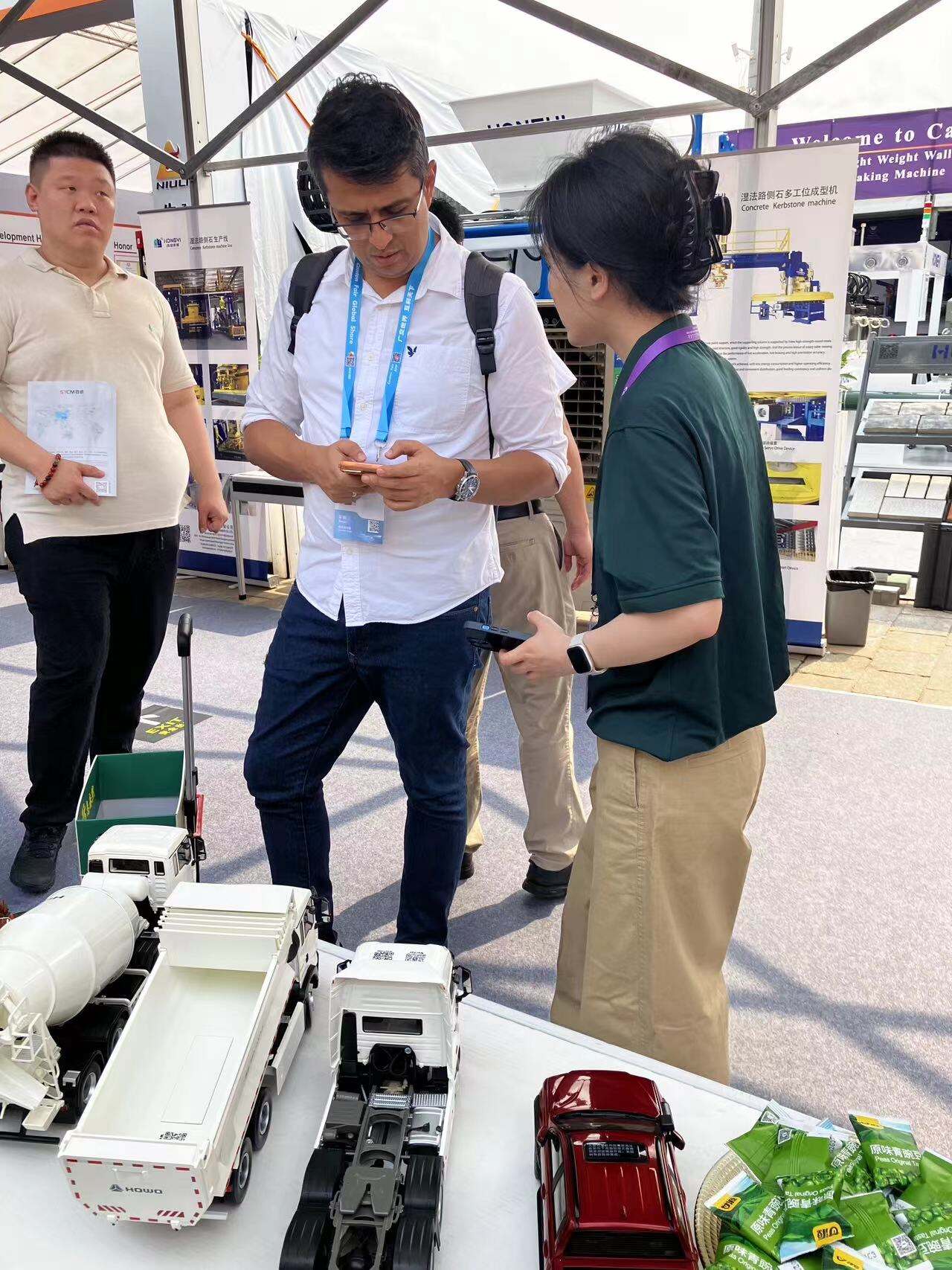 Canton Fair from April 15-19th Booth 9.0 C14  engineering machine outdoor We are looking forward to communicate and  negotiate with you on site. Welcome to our booth!