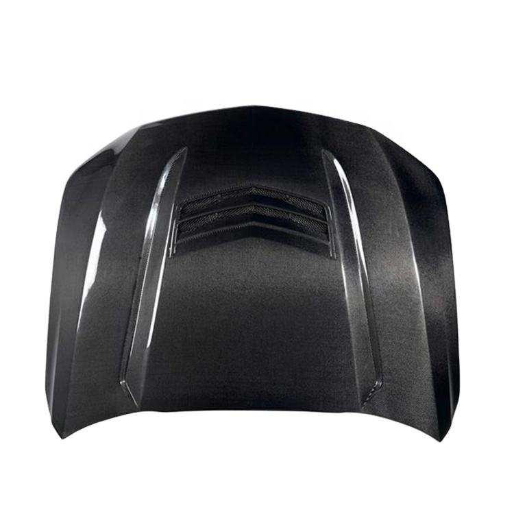 Distinguiti sulla strada con design personalizzati per cofani anteriori auto