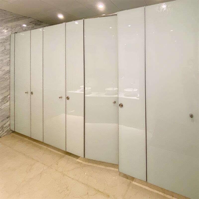 Pink Glass WC Partitions Cubicle with Stainless Steel Pilaster