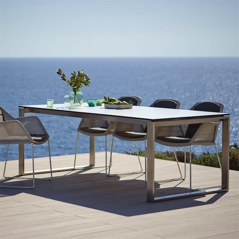 Compact Laminate Outdoor Restaurant Tables