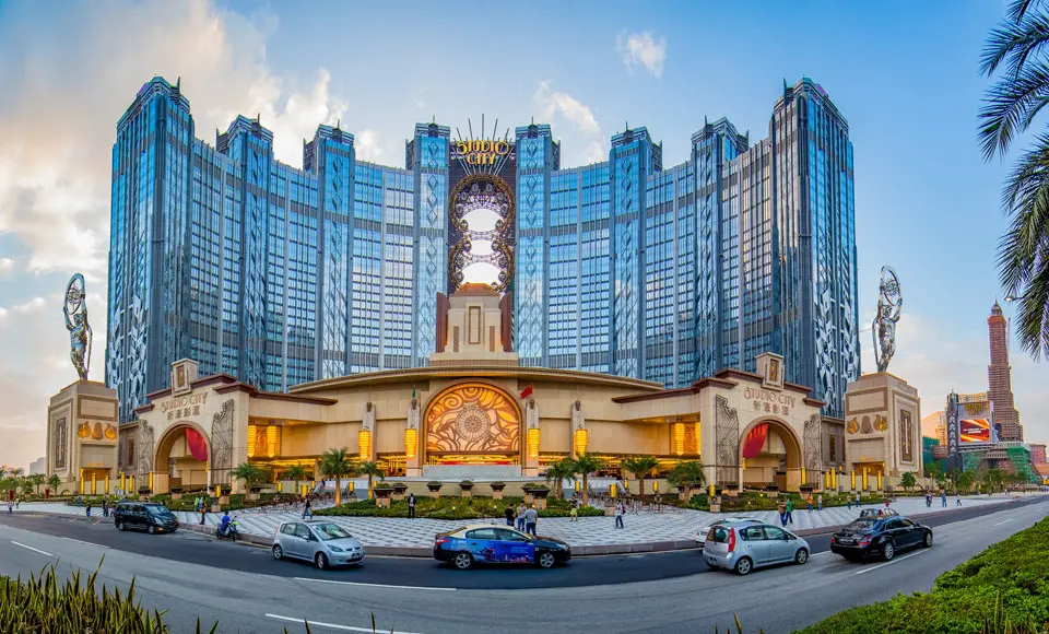 Studio-City-Hotel-Macau.jpg.webp