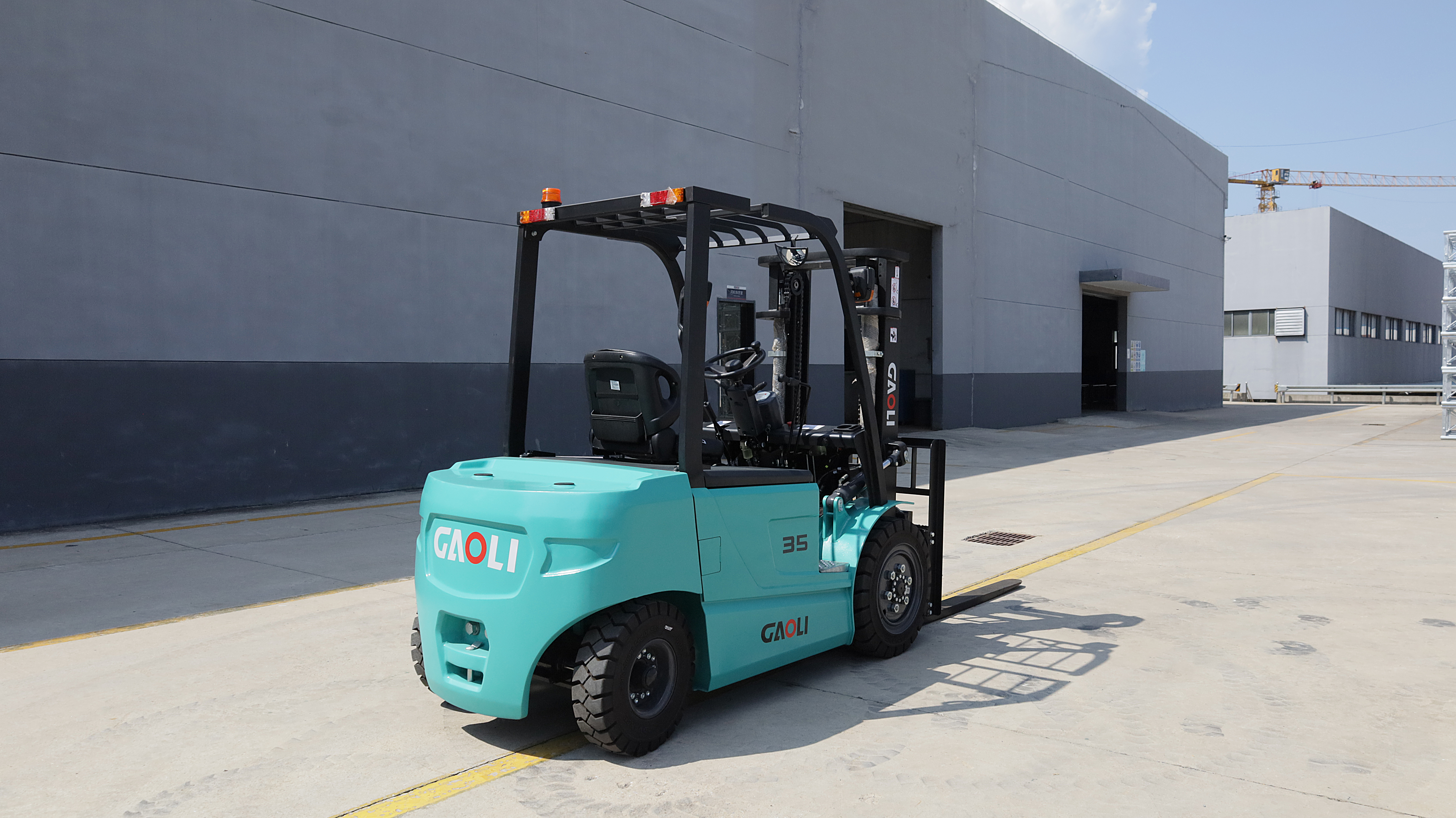 Boosting Efficiency: The Power of Counterbalance Forklift Trucks