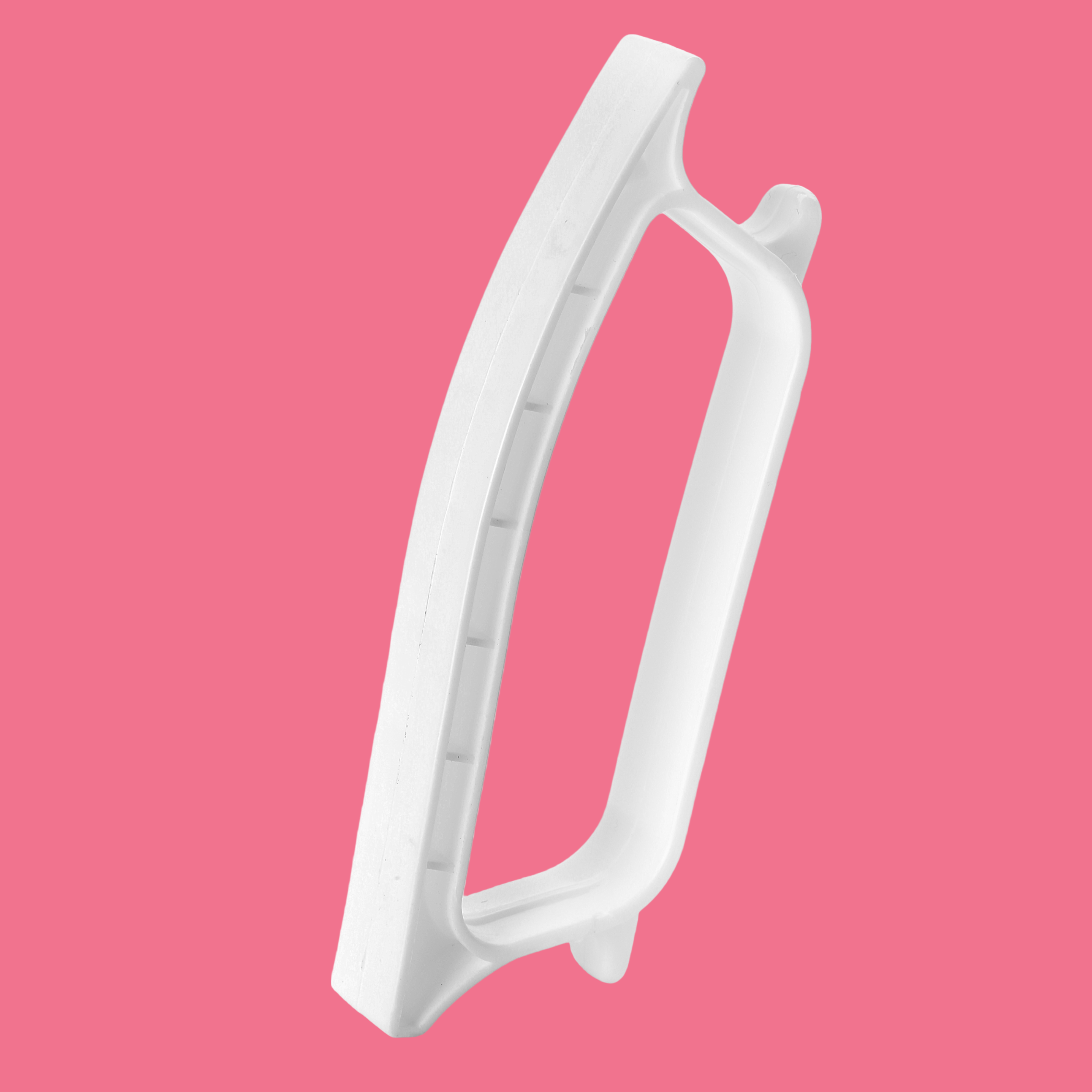 Adjustable Compatibility Across Multiple Bottle Sizes