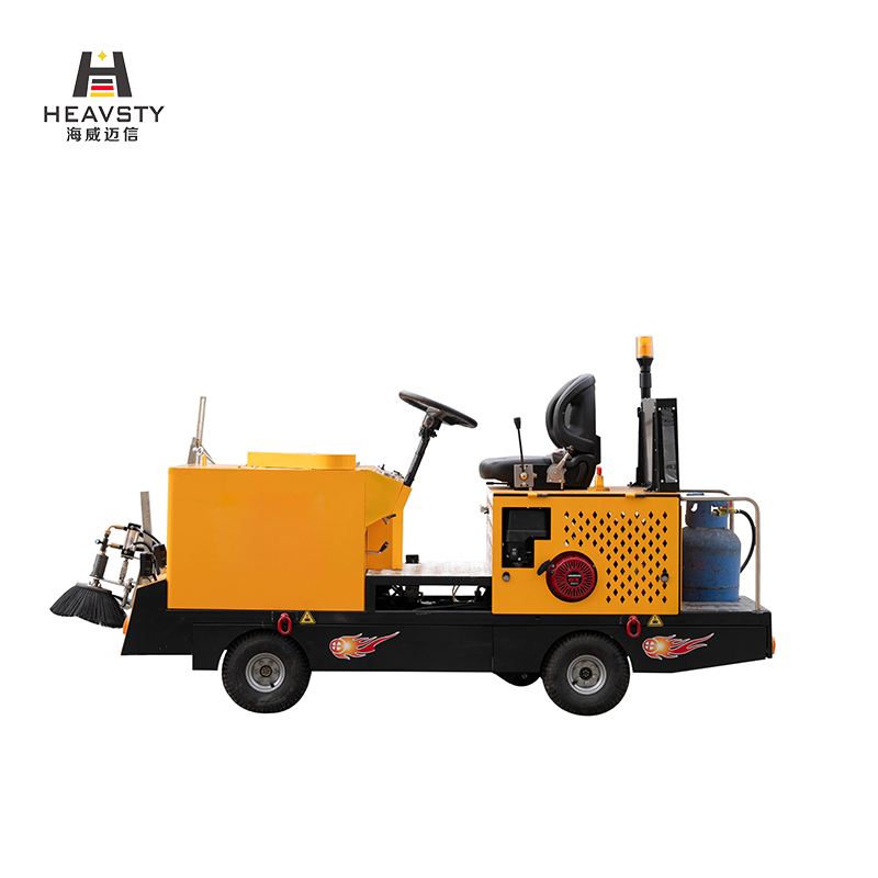 HW168 Small Driving Hot Thermoplastic Machine Road Marking Applicator