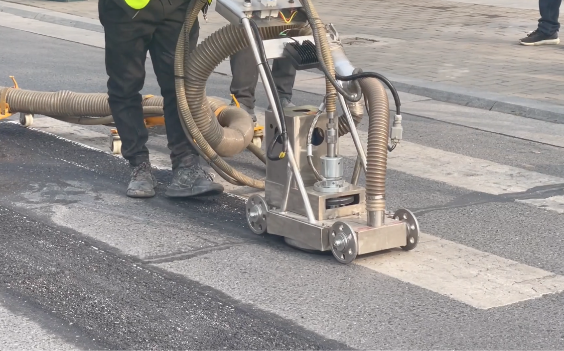 HW 2000kg High Pressure Water Blasting Road Marking Removal