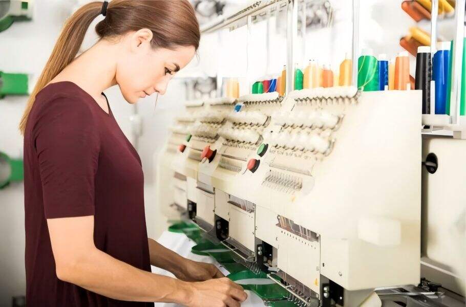 Luxury Fashion Brand – Small Batch, High Detail