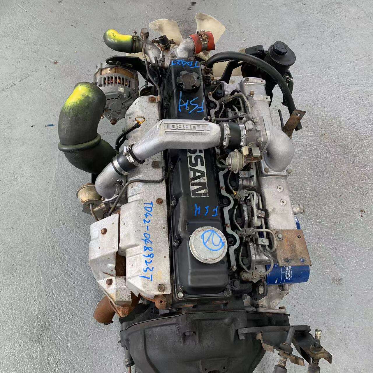 Nissan TD42T PATROL SUV Used Diesel Engine 6 cylinder Or Car Modification