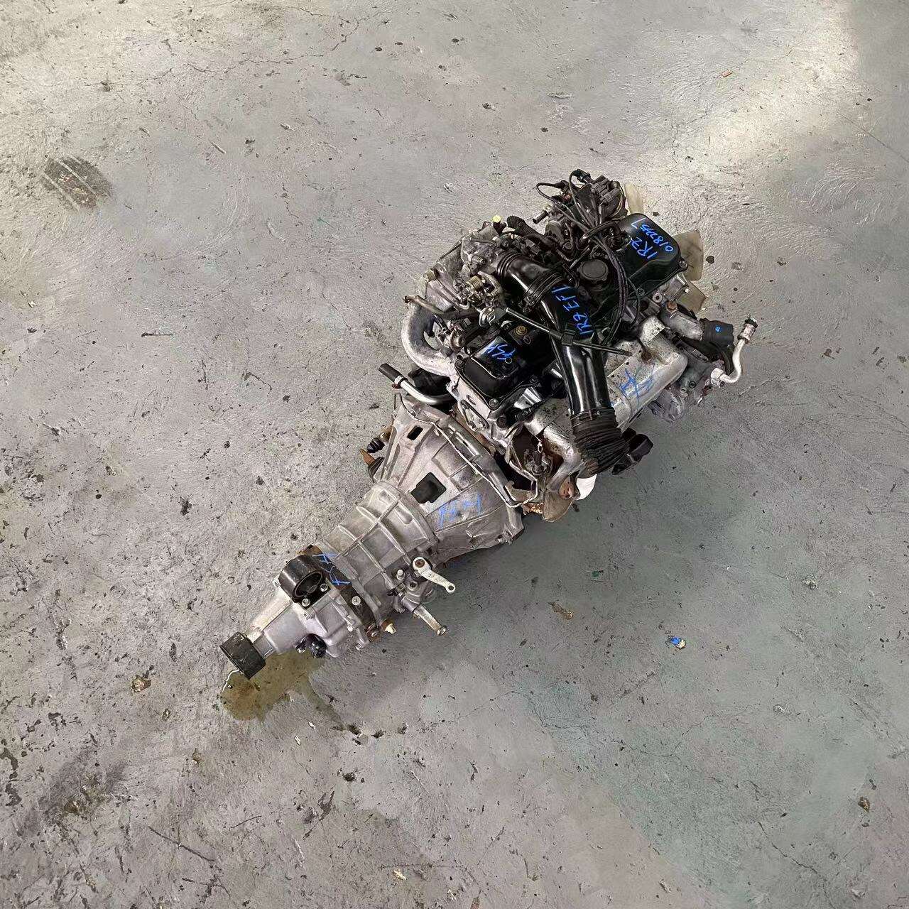 Electric Injector 1RZ Gasoline Engine EFI Used Engine Assembly for Toyota Hiace Light Commercial Vehicles manufacture