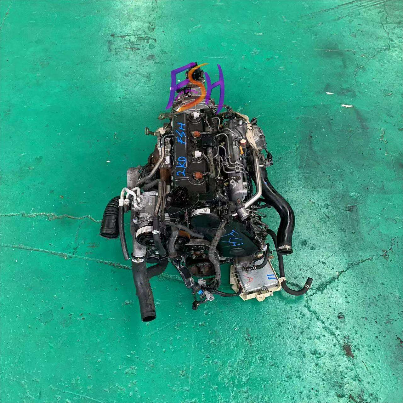Complete High-Quality Auto Parts Toyota 2KD Used Diesel Engine  for Sale  details