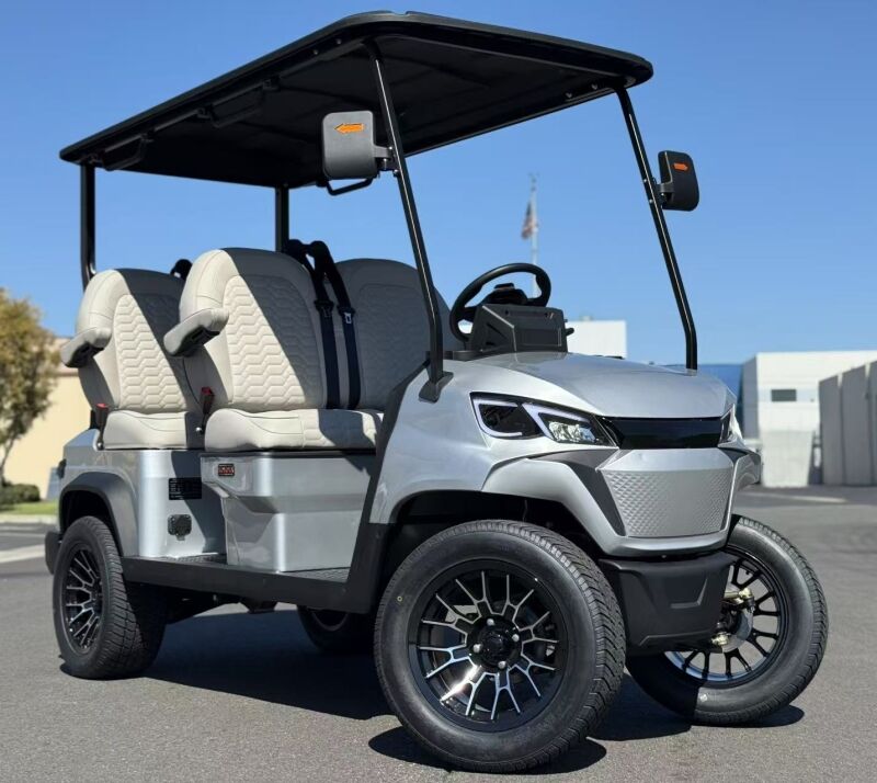 Lexsong Unveils a New-Generation Electric Golf Cart