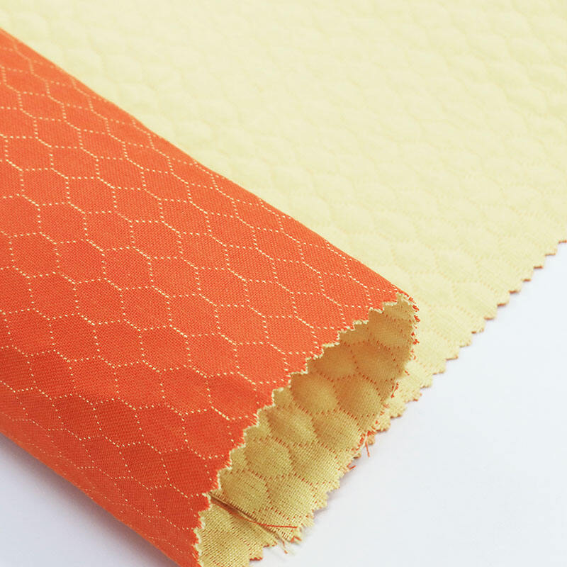 How Nomex Fabric’s Insulation Properties Protect Workers in Metallurgy
