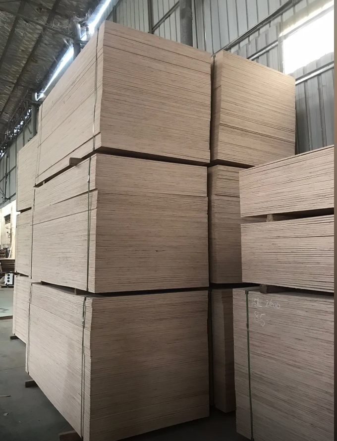 Contrachapado Certificado: Resistencia Estructural y Seguridad Ecológica