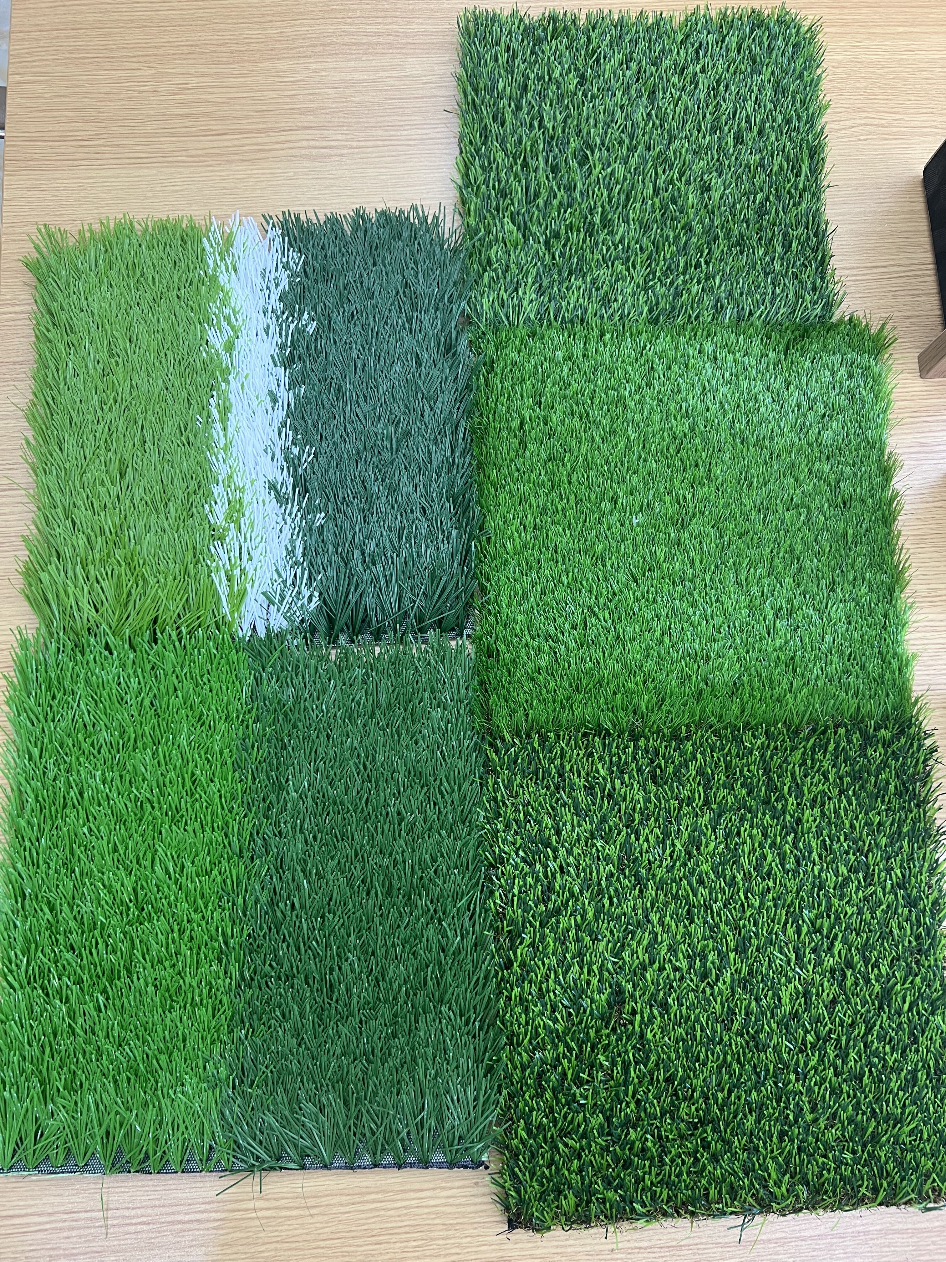 عشب صناعي واقعي: منخفض الصيانة وله فوائد بيئية