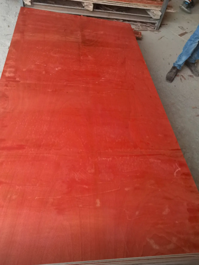 Red Film Faced Plywood