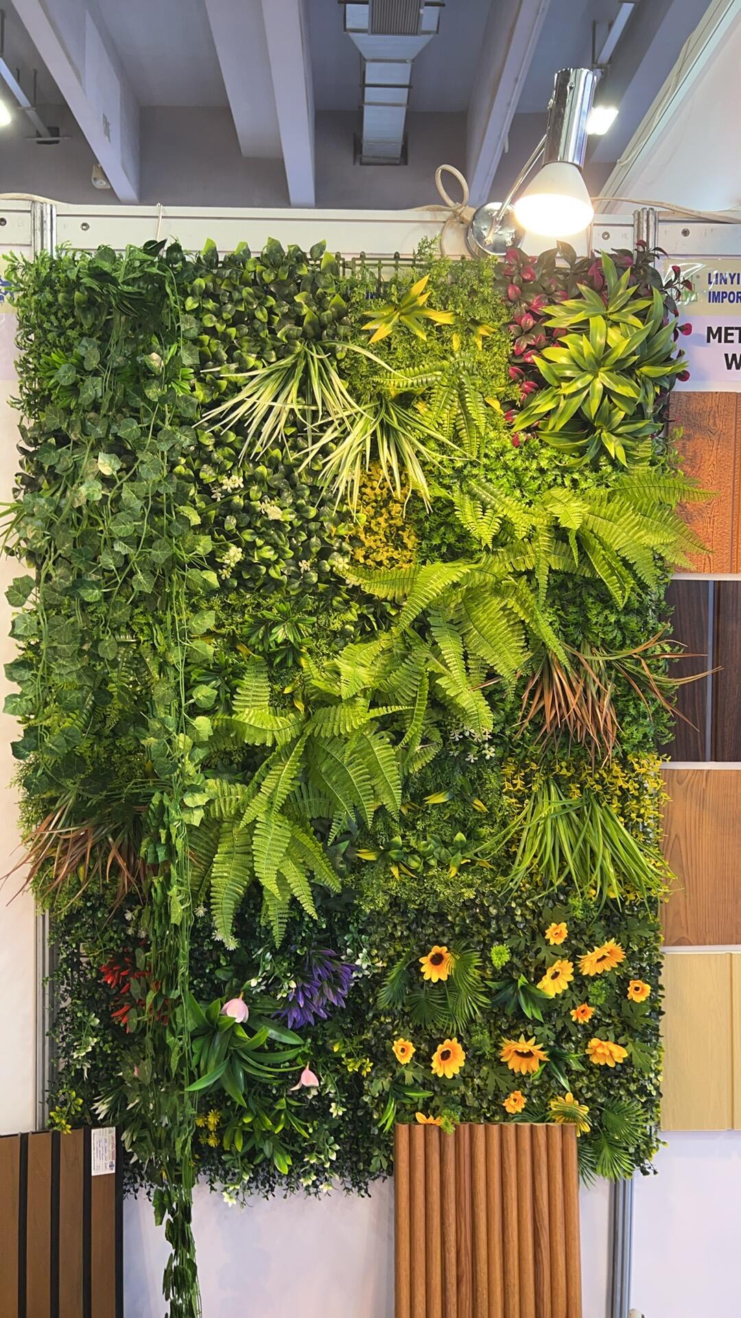 عشب صناعي للرياضات والمناظر الطبيعية