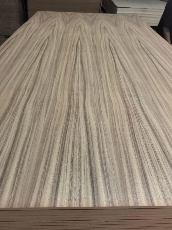 parota face plywood (2).jpg