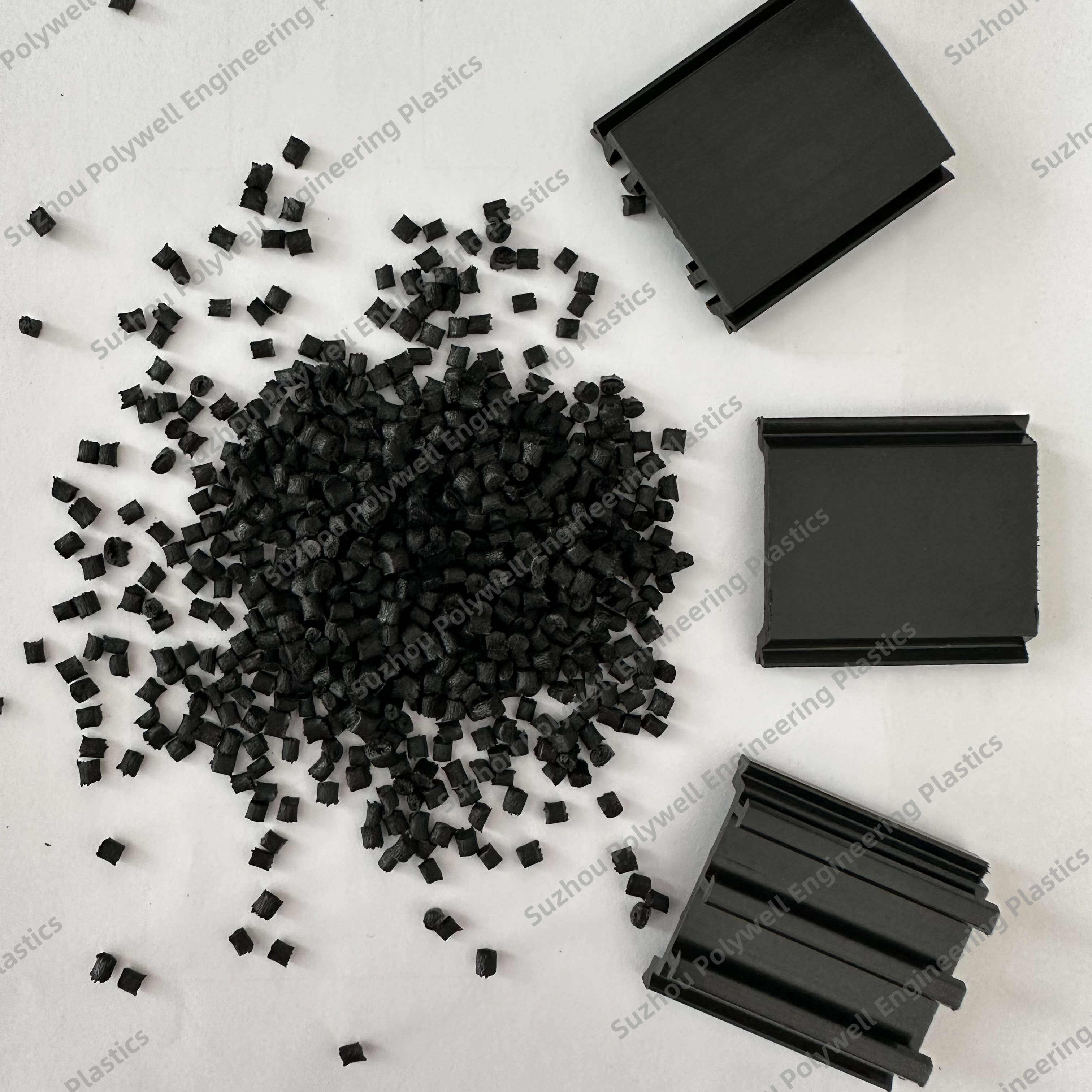 Black or Customized Color Plastic Granules PA66 GF25 Plastic Extrusion Granules for Sound Insulation Strip 