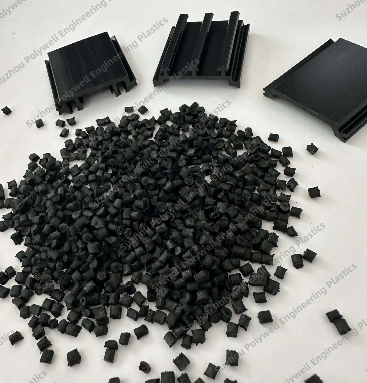 Qual é a faixa ideal de umidade para armazenar o material PA66, a fim de evitar defeitos na tira de ruptura térmica?