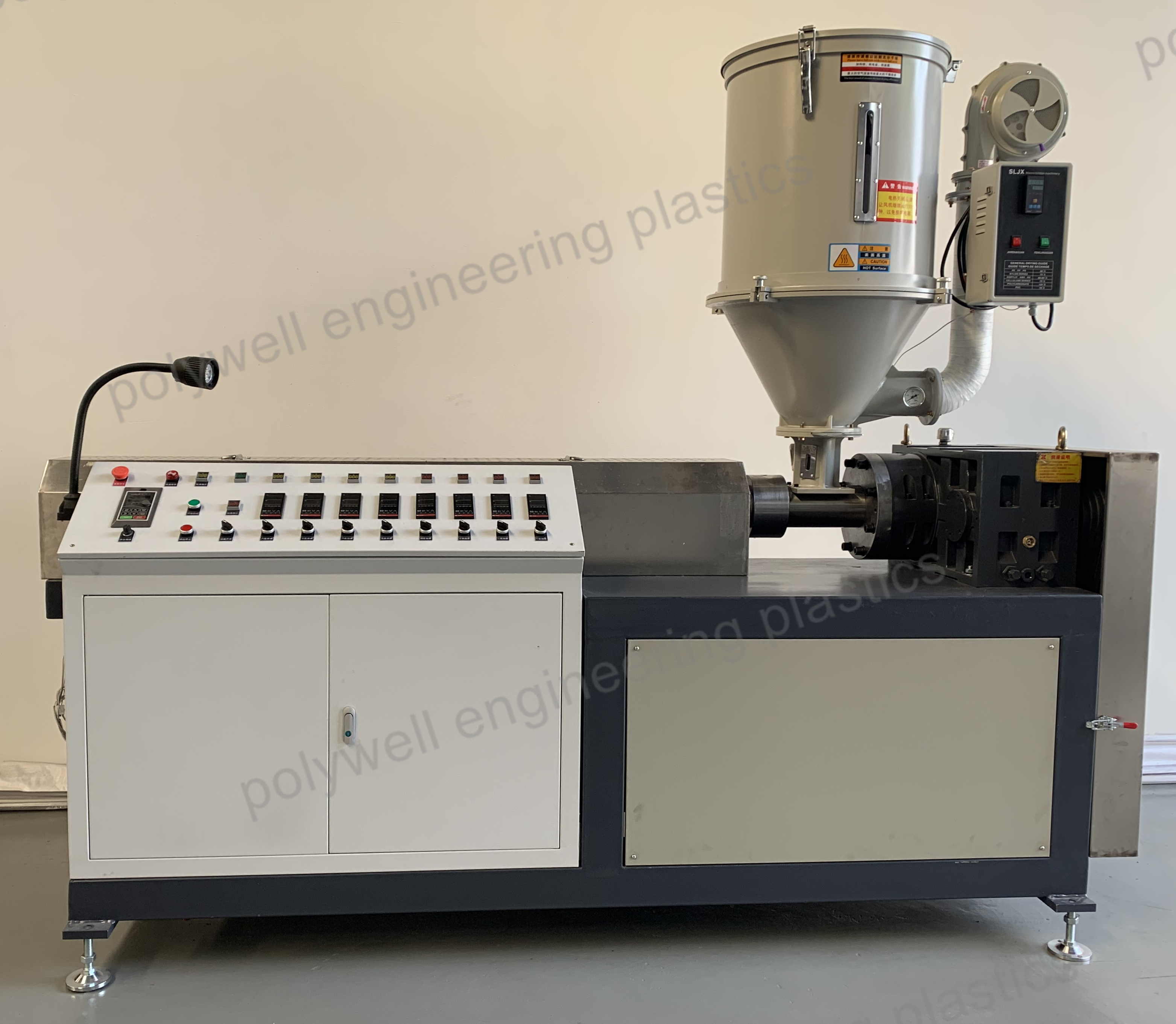 متعدد الاستخدامات لمختلف عمليات التشكيل الثانوية