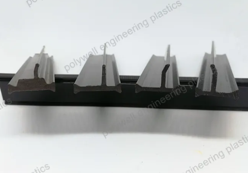 Como escolher uma máquina de corte que funcione com diferentes espessuras de tiras térmicas de poliamida?