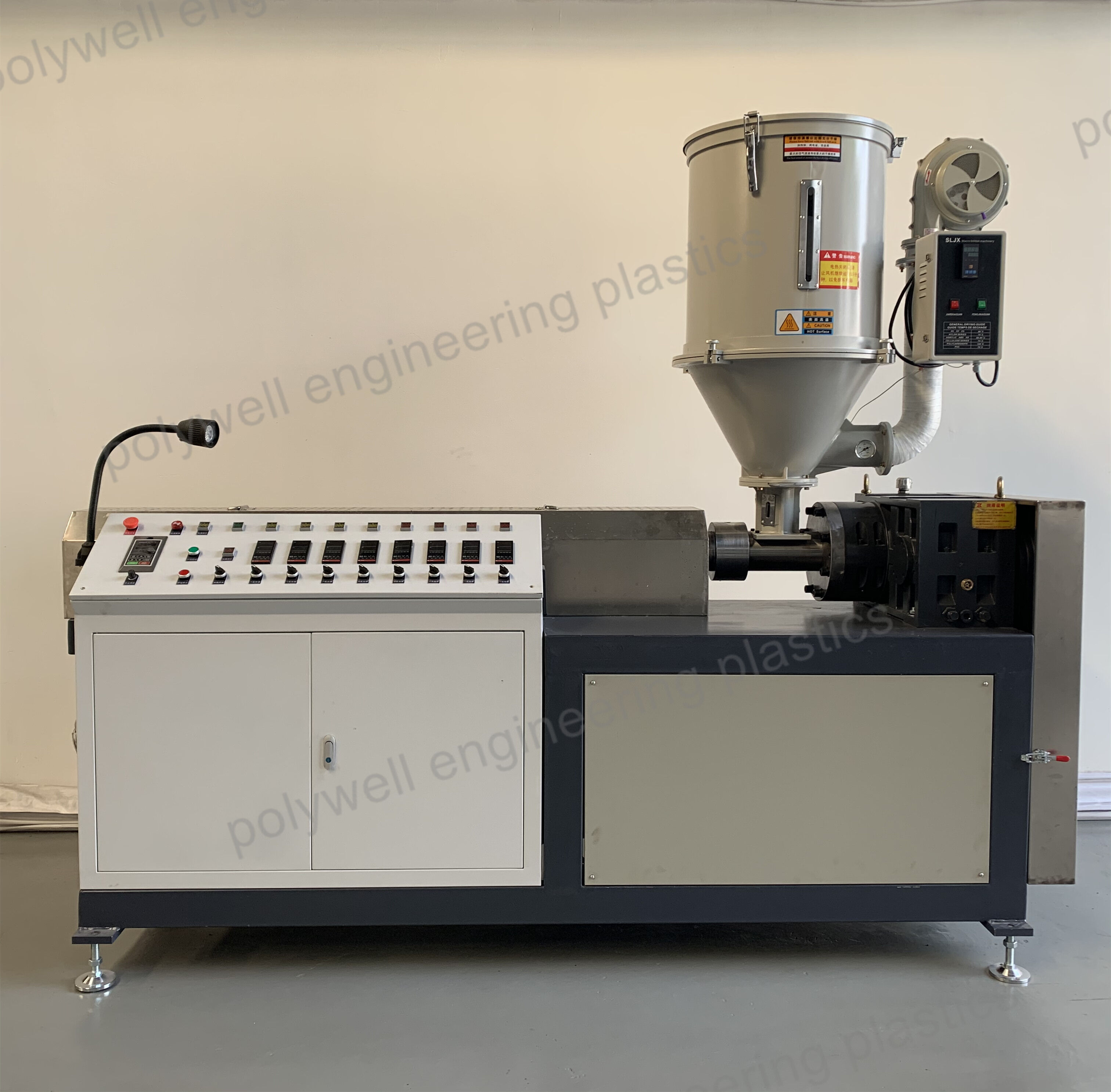 Enhance Your Thermal Break Strip Production Line with POLYWELL’s Single Screw Extruder