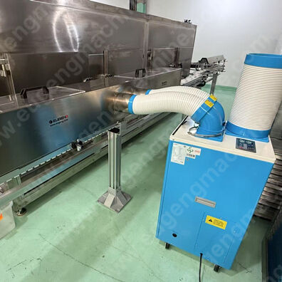 Cosmetic cream filling machine (12).jpg