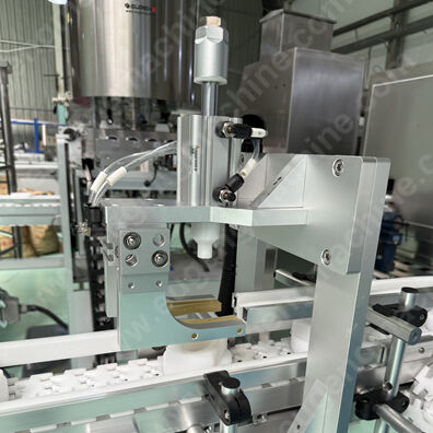 Cosmetic cream filling machine (14).JPG