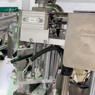 Automatic skincare filling capping machine(9).png