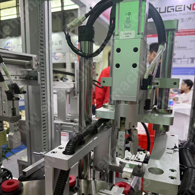Lip gloss mascara foundation filling machine production line6.jpg