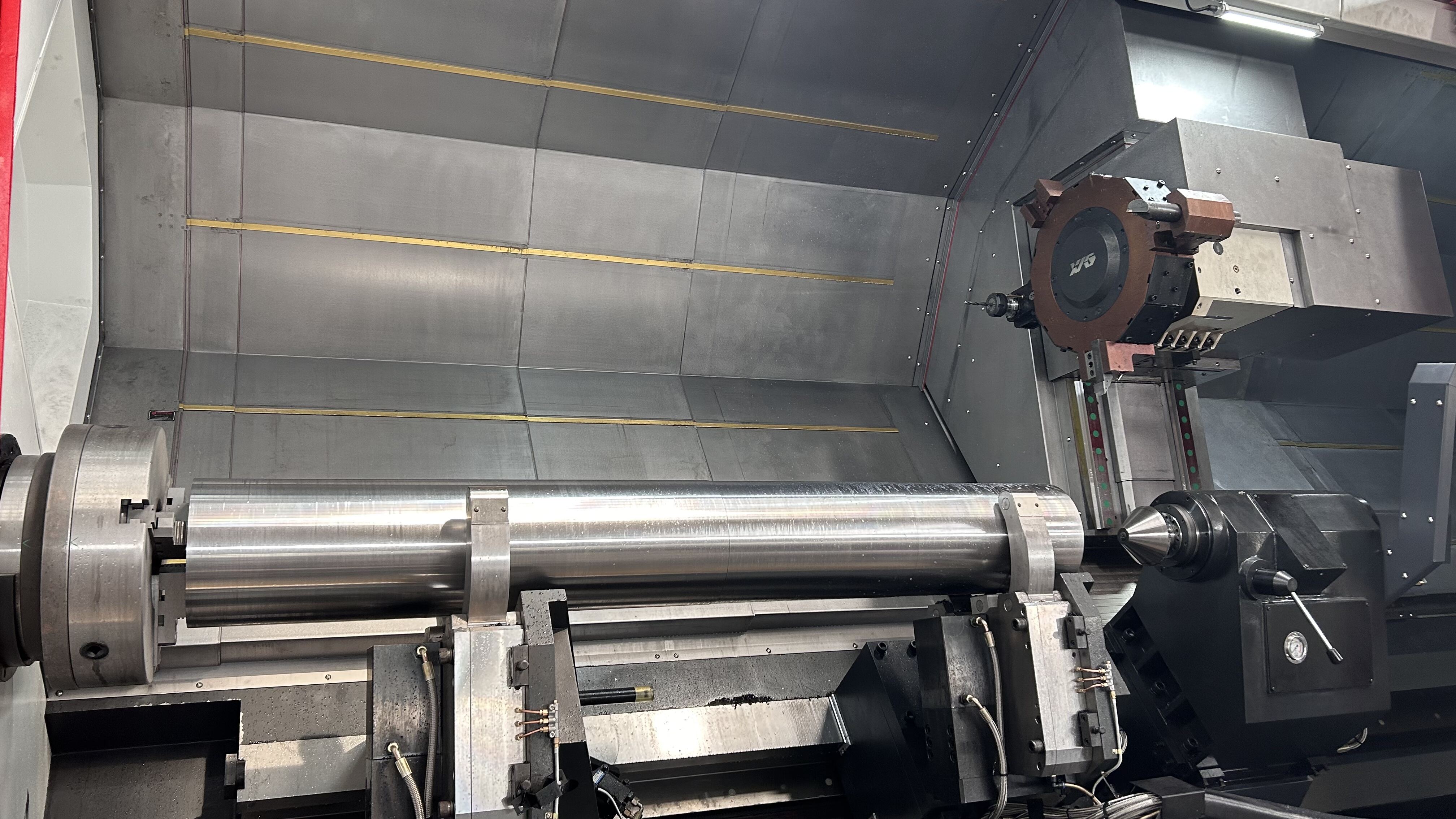 Can a CNC Turning Center Machine Adapt to Different Workpieces?